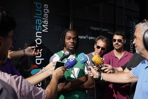 Unicaja Baloncesto arranca motores en el Hospital Quirónsalud Málaga