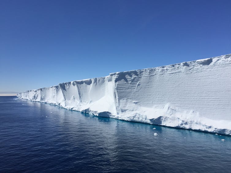 Un nuevo estudio muestra lo rápido que retroceden las capas de hielo y lo que podría significar para la Antártida